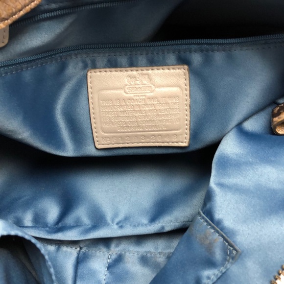 Coach bag 💯 authentic - Picture 8 of 8